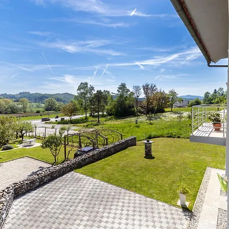 Apartma In Wellness Dalija - Prenocisce Za Dve Osebi Ubytování v soukromí Podčetrtek